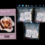 Rose 02 Small Panel Peyote Bead Pattern PDF or KIT DIY-Maddiethekat Designs