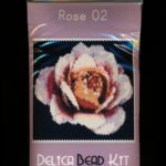 Rose 02 Small Panel Peyote Bead Pattern PDF or KIT DIY-Maddiethekat Designs